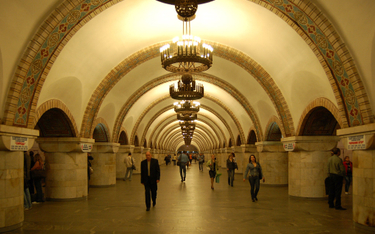 Wnętrza stacji metra Zołoti Worota w Kijowie.