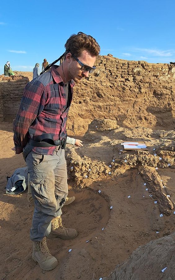 Analiza elementów architektonicznych odkrytych podczas prac wykopaliskowych w Starej Dongoli w Sudan