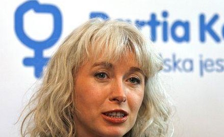 Partia Kobiet rozdaje ptaszki