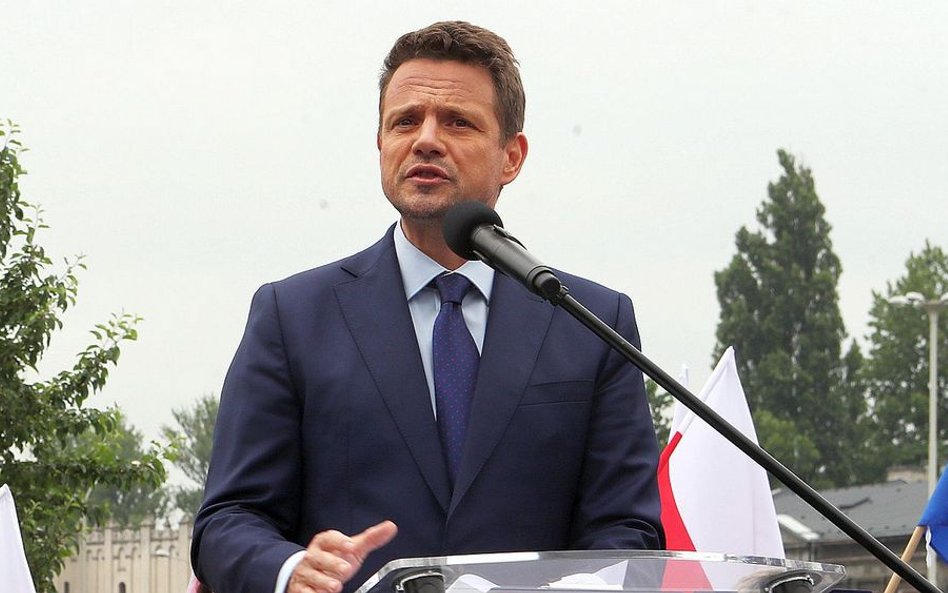 Sondaż IBRiS: Trzaskowski w drugiej turze o włos przed Dudą