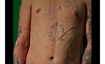 Petr Pavlensky, Anonimowy nacjonalista, 2013, wideo, 3 min 8 s