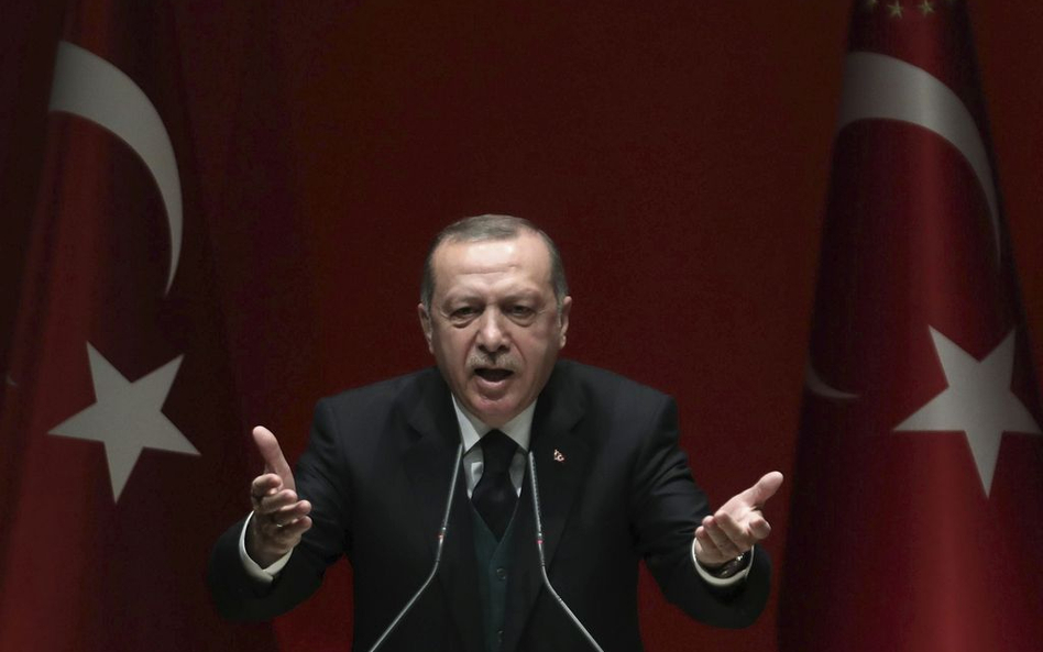 Erdogan "zasmucony" przez Francję