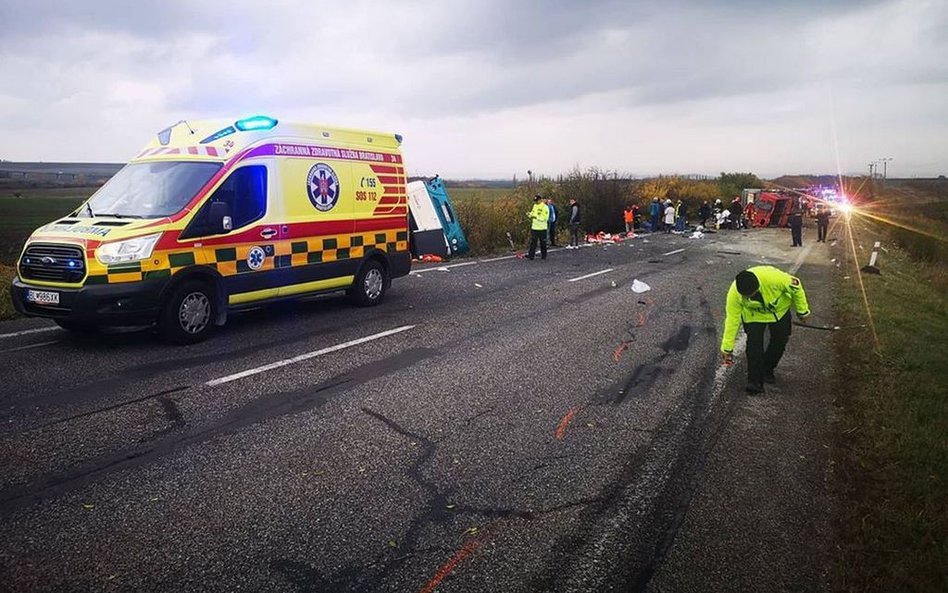 Tragiczny wypadek autobusu na Słowacji. Nie żyje kilkanaście osób