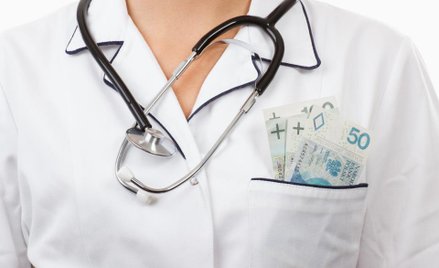 Rezydenci uciekają na bezrobocie, żeby dostać wższe pensje