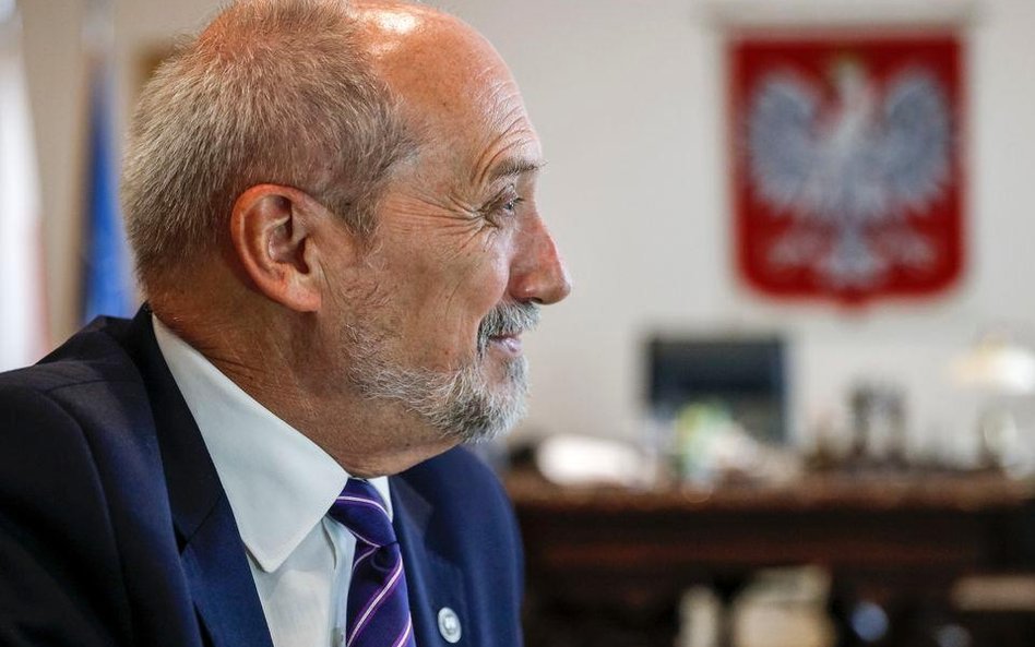 Szef resortu obrony Antoni Macierewicz