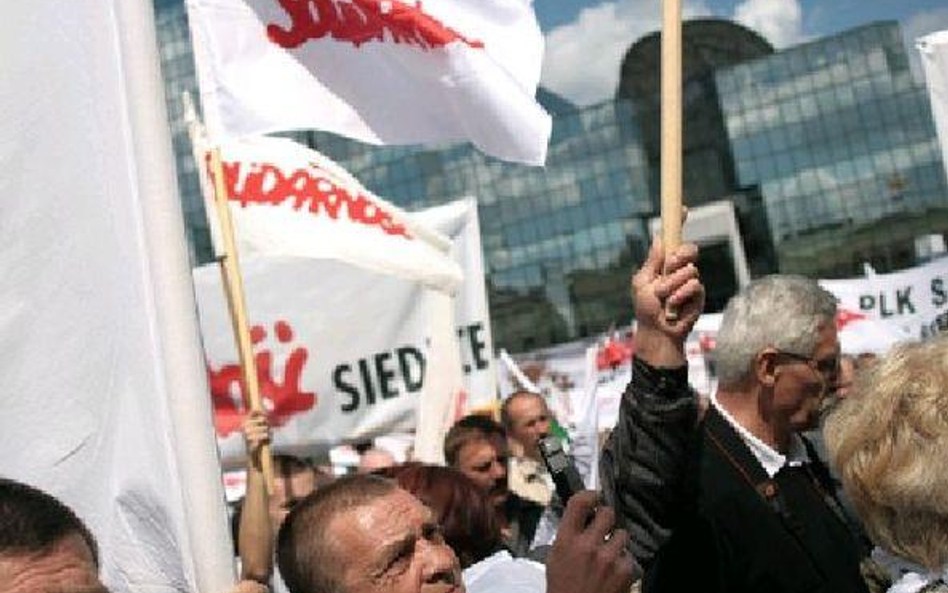 SLD pod rękę z Solidarnością