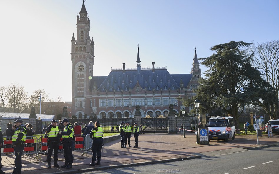 Siedziba Międzynarodowego Trybunału Sprawiedliwości znajduje się w Hadze w Holandii.