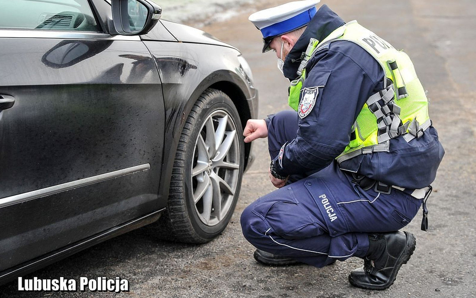 Policja znowu na zakupach. Tym razem chodzi o wozy do kontroli stanu technicznego