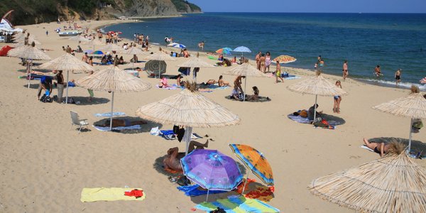 Biuro podróży pod ostrzałem. Wierzyciel upomniał się publicznie o pieniądze