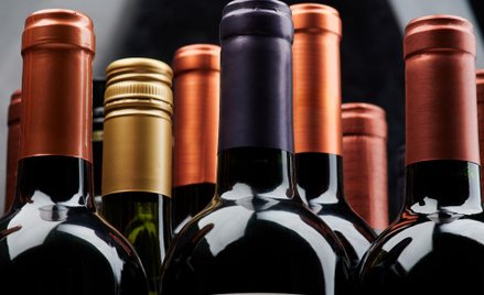 Kancelaria Dentons doradza przy sprzedaży polskich spółek grupy Marie Brizard Wine & Spirits