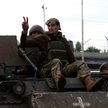 Ukraińscy żołnierze na pojeździe opancerzonym M113 w obwodzie donieckim, 15 lipca 2023 r.