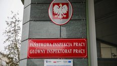 Wykładowcom i specjalistom zewnętrznym, zatrudnianym przez polskie uczelnie wyższe, nie przysługuje 