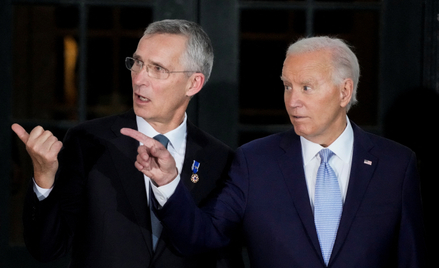 Jens Stoltenberg i Joe Biden podczas szczytu NATO