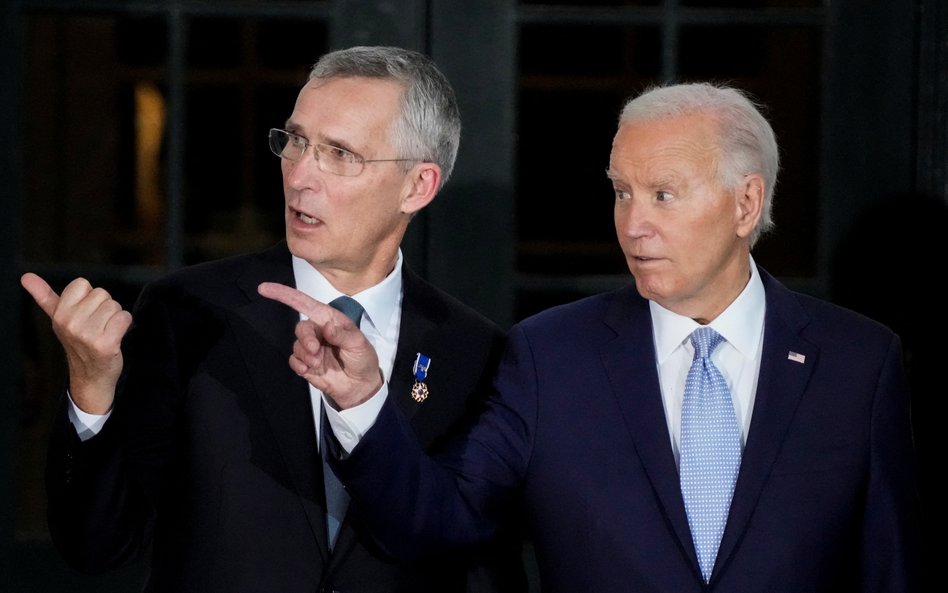 Jens Stoltenberg i Joe Biden podczas szczytu NATO