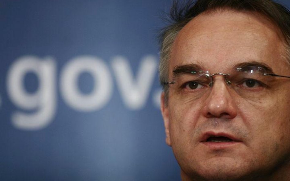 Minister Pawlak wyrzuca za opcje