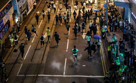 Protesty w Hongkongu: Policja użyła gazu pieprzowego