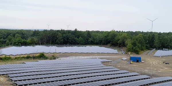 Energy Storage Systems Offer Cost Savings for Small and Medium Businesses
