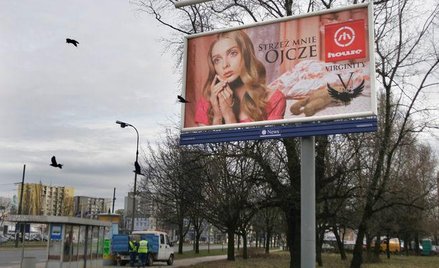 Jak rada miasta decyduje o szyldach, reklamach i billboardach