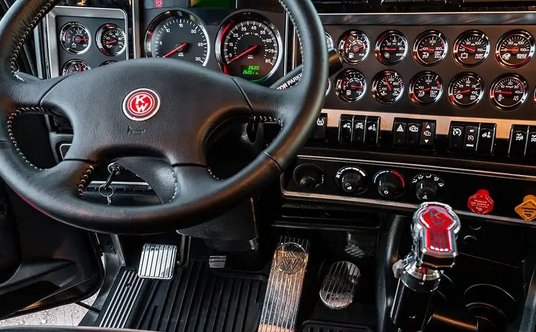 Kenworth W900 Legacy Edition