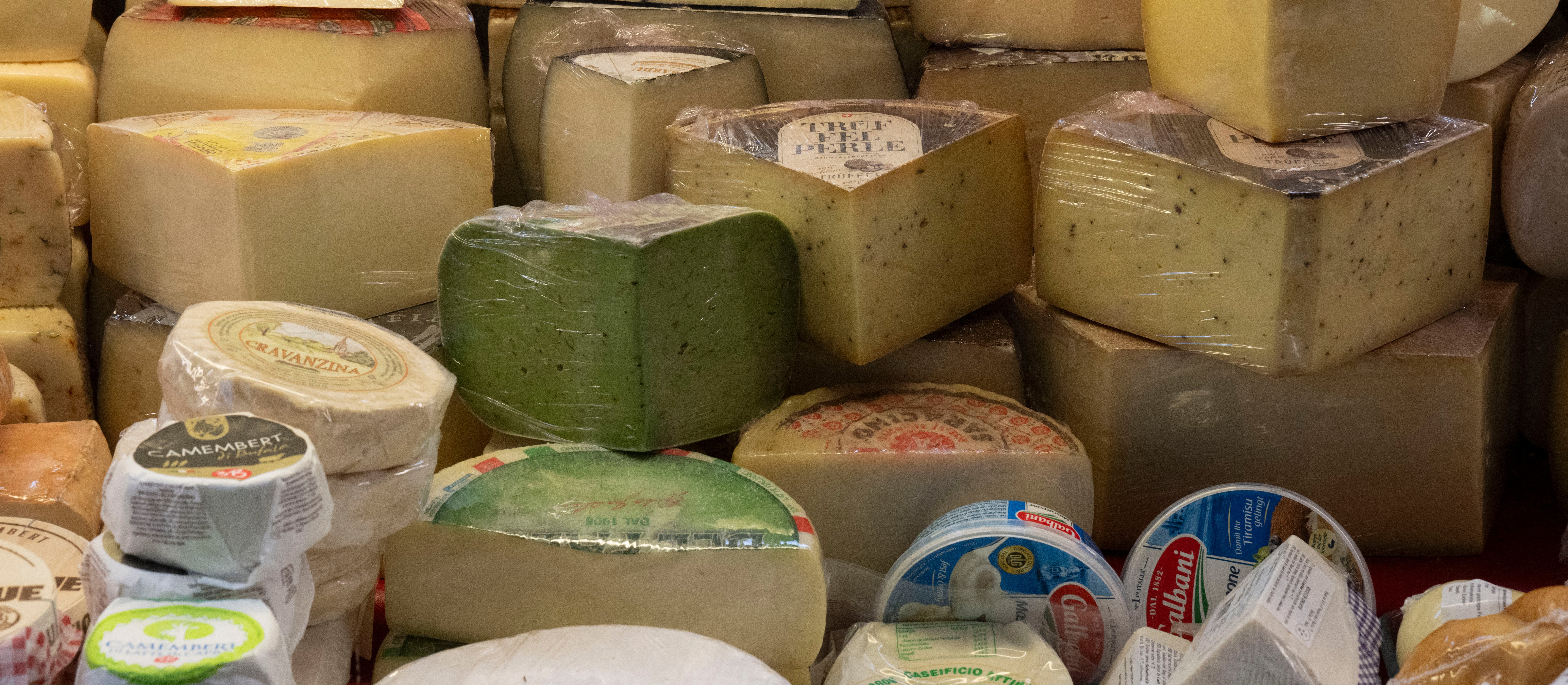 Chiny nałożą cła do 42,7 proc. na nabiał z Unii Europejskiej