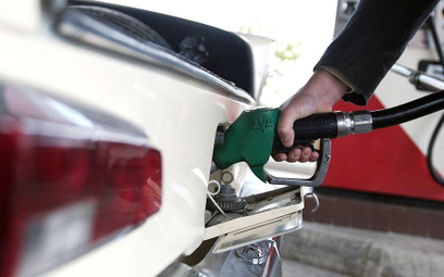 Paliwa: koniec obniżek cen