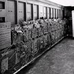 Jednym z pierwszych elektronicznych komputerów był zbudowany w 1945 r. ENIAC (Electronic Numerical I