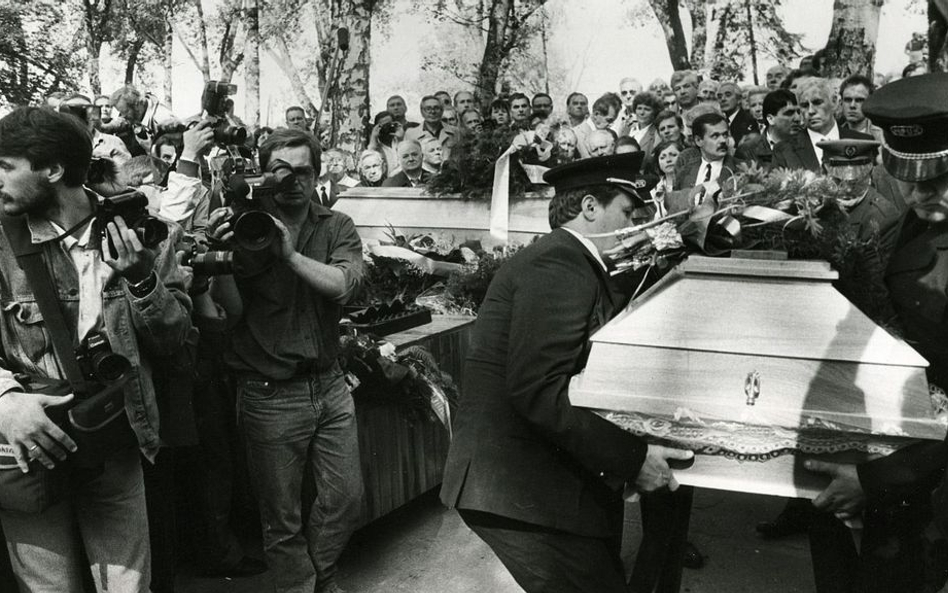 Pogrzeb Piotra Jaroszewicza i jego żony Alicji Solskiej we wrześniu 1992 roku