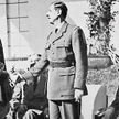 De Gaulle (stoi w środku) wyeliminował gen. Girauda (z lewej), gdyż widział w nim marionetkę w rękac