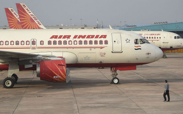 Katastrofa samolotu w Indiach. Maszyna zjechała z pasa startowego