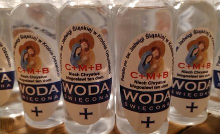 Specjalne zestawy dla wiernych przygotowała na dziś parafia św. Jadwigi Śląskiej w Krośnie Odrzański