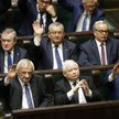 - Widziałem, że prezes PiS sam się w głosowaniu pogubił, a potem stał i wyczekująco patrzył na marsz
