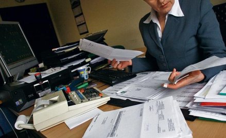 Księgami podatkowymi są, poza księgą przychodów i rozchodów, także ewidencja środków trwałych oraz w