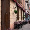 Opustoszałe lokale straszą przy wielu ulicach. Spowodowany pandemią kryzys uderzył w najróżniejsze b