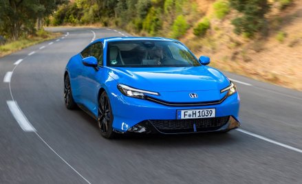 Honda Prelude pozostała dwudrzwiowym coupe średniej wielkości