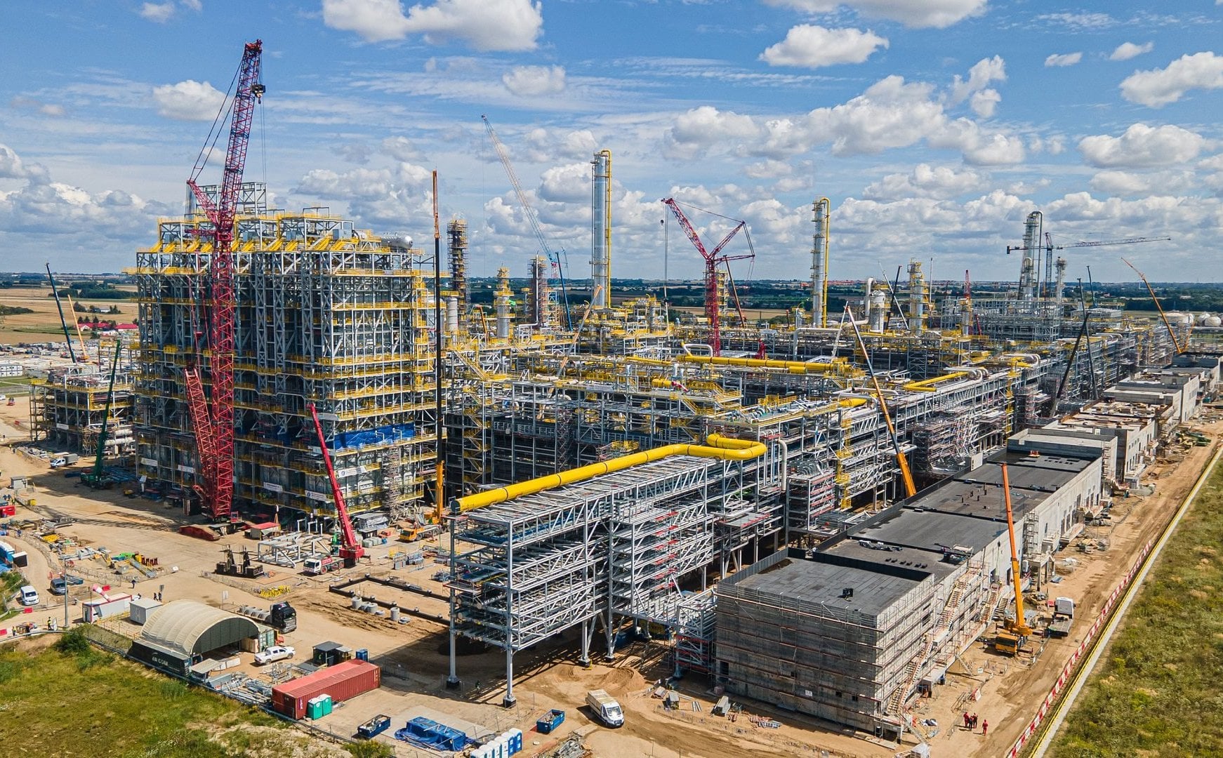Orlen wydał już na Nową Chemię połowę budżetu