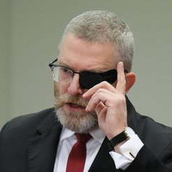 Kwiecień 2026 r. Prezes Konfederacji Korony Polskiej, europoseł Grzegorz Braun w Sądzie Rejonowym dl