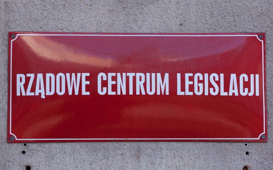 Najnowsze projekty ustaw coraz częściej można wyszukać poza serwisem RCL