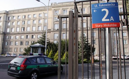 W centrali ABW funkcjonariusz wypadł z okna. Nie żyje