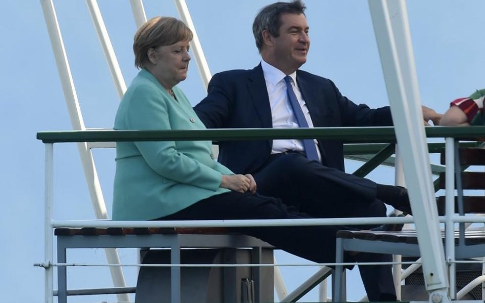 Premier Bawarii następcą Merkel?