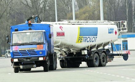 Petrolot – wspólna spółka LOT-u i Orlenu – przez lata cieszył się pozycją monopolisty na polskich lo