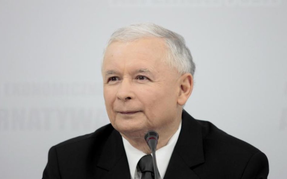 Jarosław Kaczyński: Zachowanie polskich i rosyjskich władz to skandal