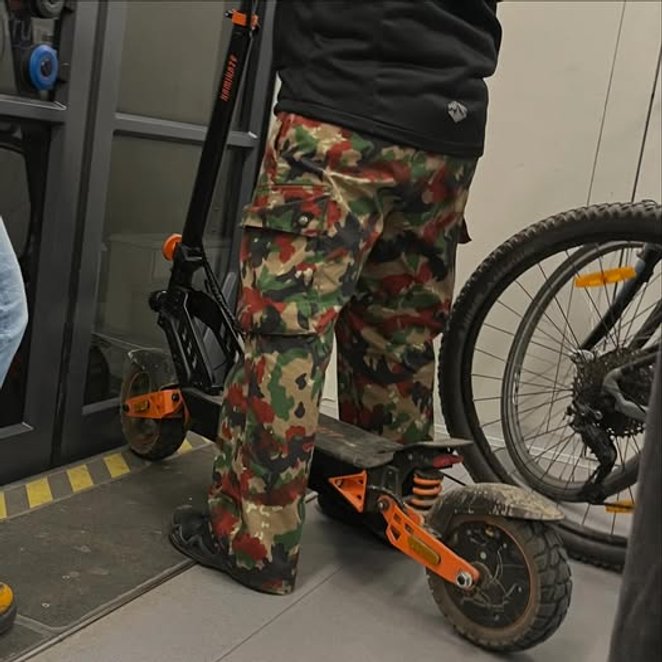 - W wagonach było tak dużo elektrycznych hulajnóg i rowerów, że momentami prawie nie dało się przejś