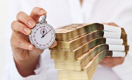 Umowy o szybkie pożyczki dla konsumentów zakwestionowane przez UOKiK