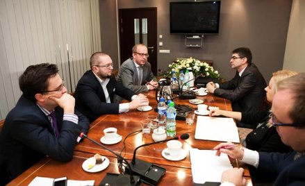 W debacie wzięli udział ekonomiści, uczestnicy konkursu Gazety Giełdy „Parkiet” i Narodowego Banku P