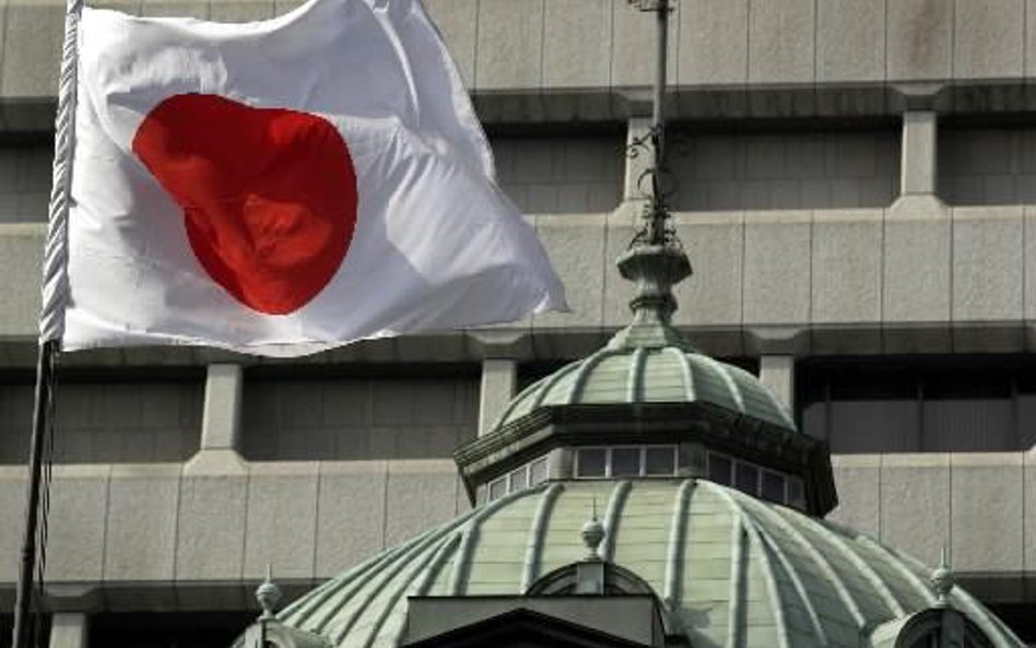 Japonia: chmury na horyzoncie