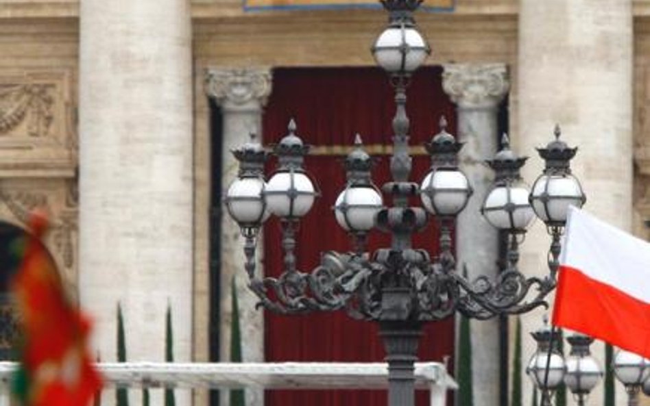 Jan Paweł II zostanie świętym 27 kwietnia 2014 r. Na zdjęciu uroczystości beatyfikacji papieża Polak