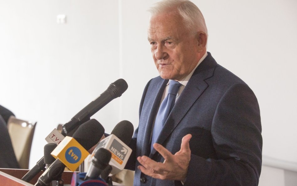 Miller: Morawiecki powiedział, że Ziobro jest trochę dużym dzieckiem