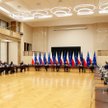 Opozycja po spotkaniu w KPRM: Rozmowami nie ratuje się życia