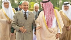 Do Mekki przybył premier Pakistanu Shehbaz Sharif (na zdj. po lewej)