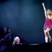Celine Dion zamiast do Moskwy pojechała do Krakowa. Na co dzień śpiewa w Las Vegas